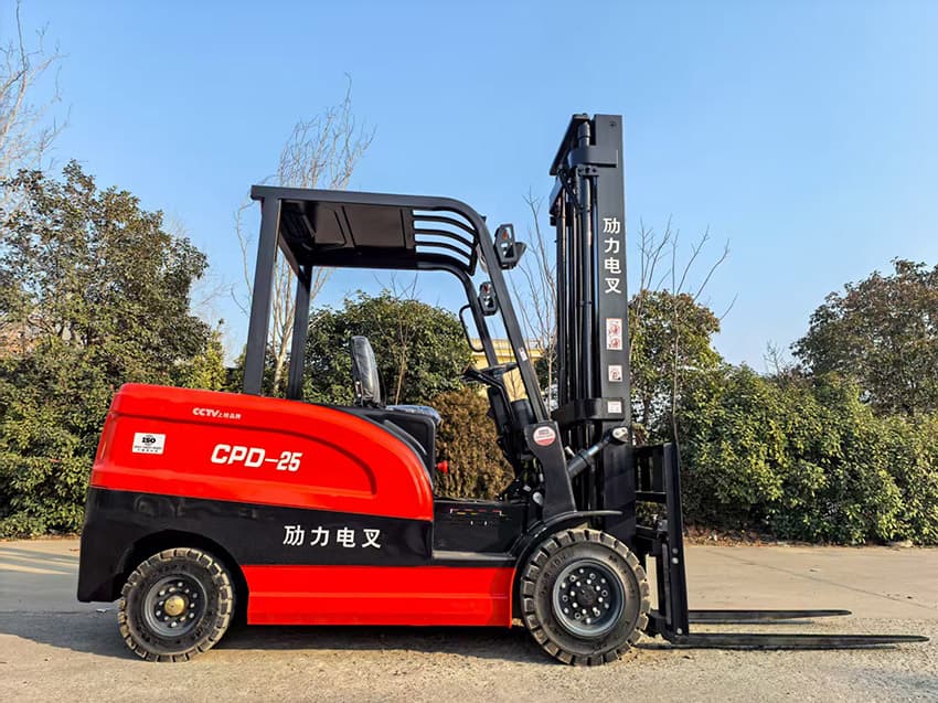 2.5吨叉车视频展示