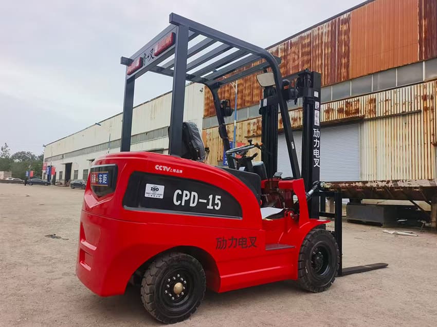 1.5吨叉车视频展示